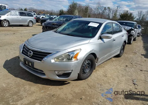 2015 Nissan Altima 2.5 S z USA, uszkodzony, nr VIN 1N4AL3AP5FN380463